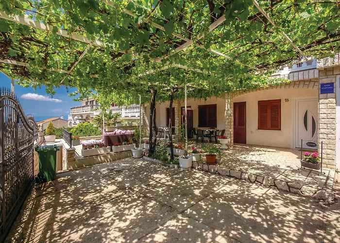 Daire Cozy In With Wifi Crikvenica